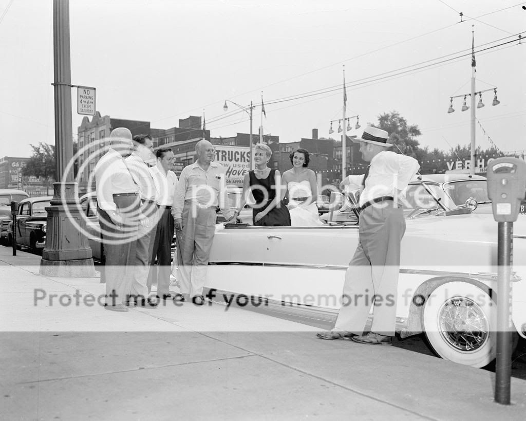 Is this Van Dyke/6 Mile (Verhoven Chevrolet)?